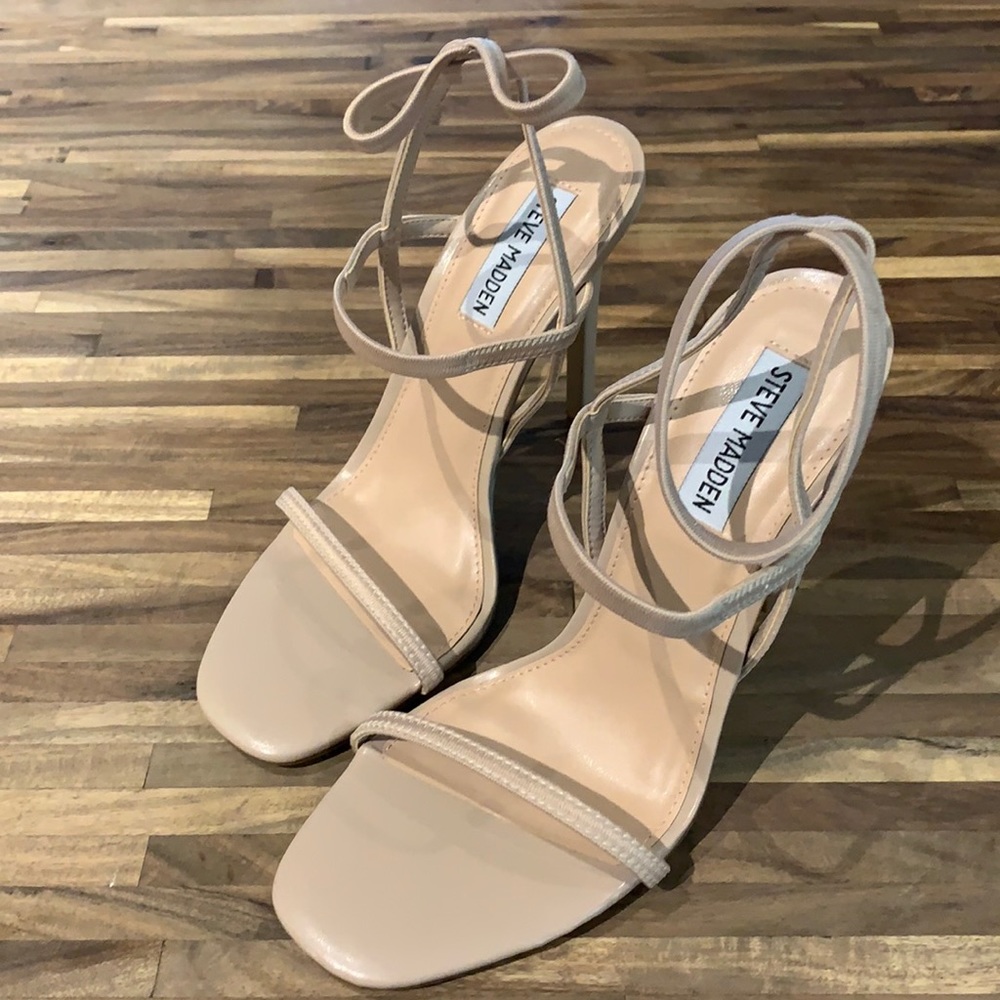 Steve Madden Nude Heels